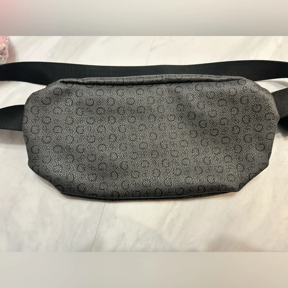 GUESS Black belt Bag - Picture 4 of 4